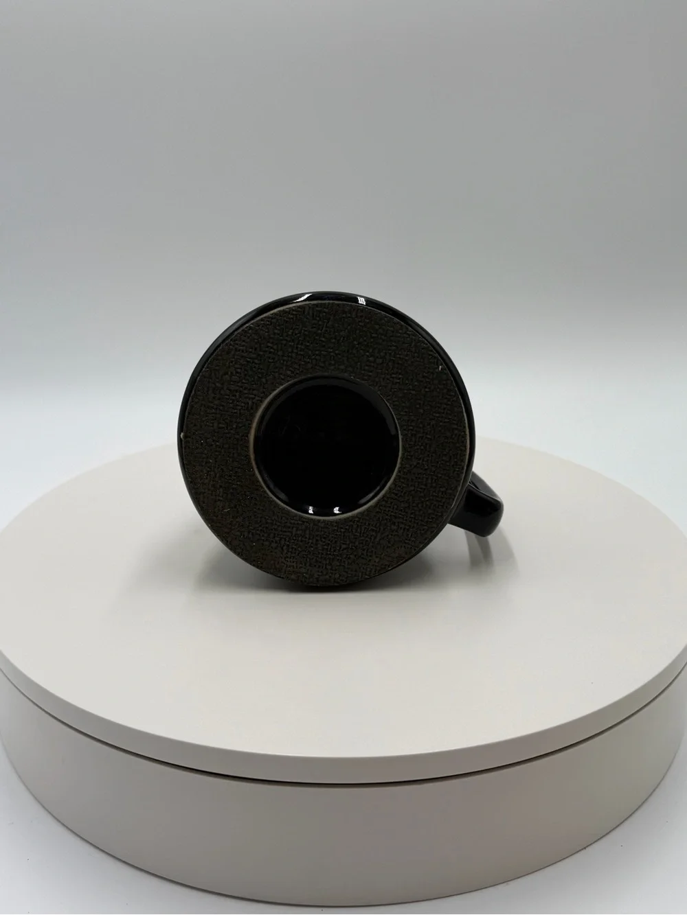 Eddie Bauer Glossy Black Sculpted Ceramic Mug